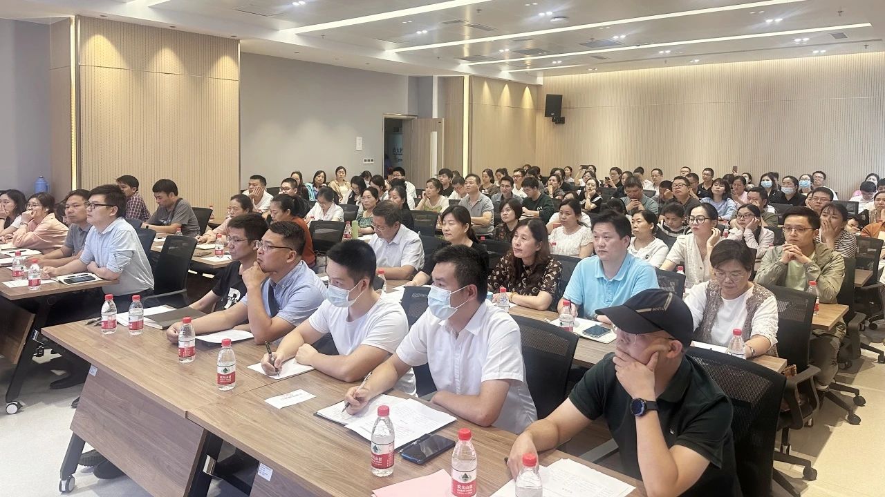 黄冈市中心医院举办基层医院科研能力与科研诚信培训班