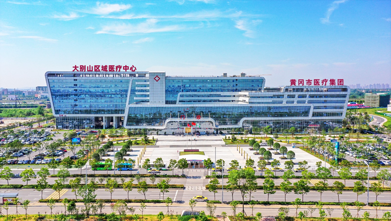 集团背景.jpg